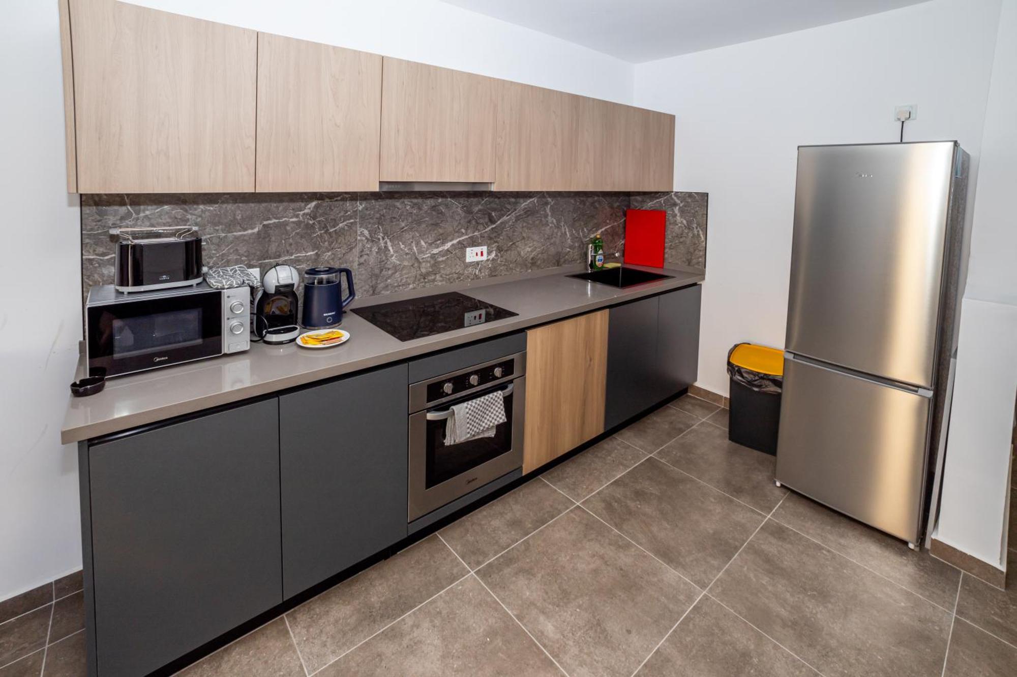 Charming Corner Apartment With Country View 2Br خليج سانت بول المظهر الخارجي الصورة