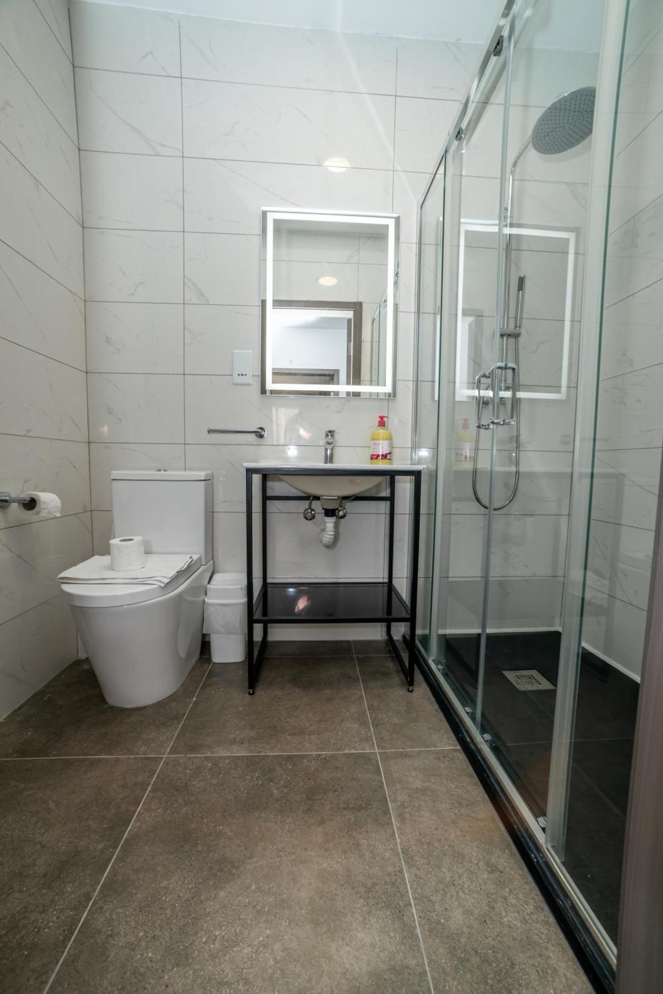 Charming Corner Apartment With Country View 2Br خليج سانت بول المظهر الخارجي الصورة
